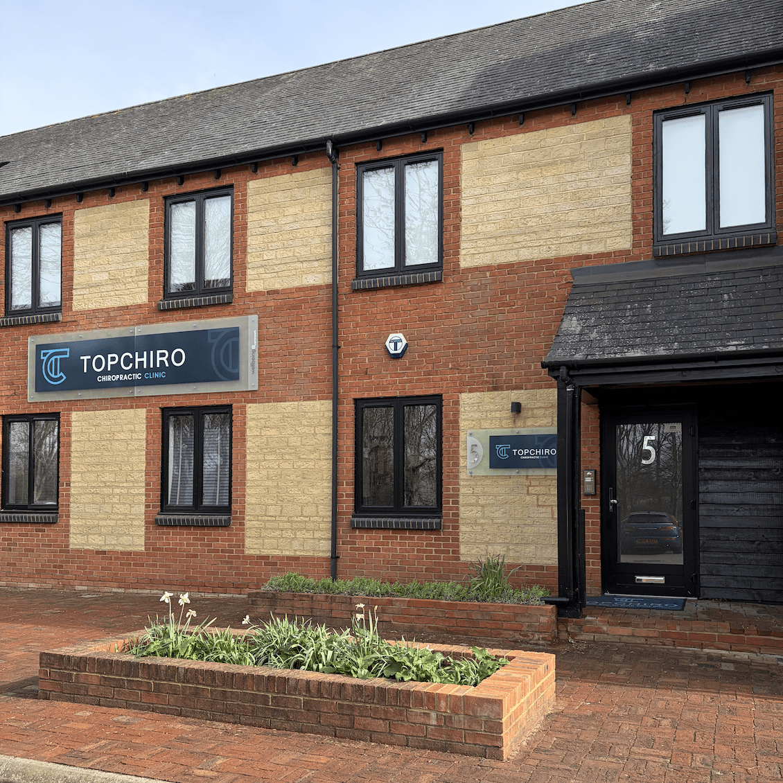 topchiro-chiropracter-chiropractic-milton-keynes